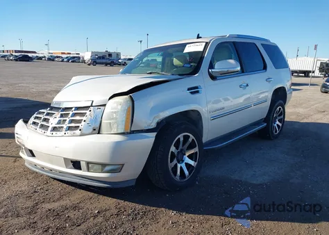 2007 Cadillac Escalade Standard from USA, damaged, VIN 1GYFK63827R144335